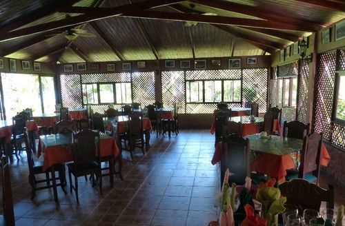 Miss Junies Lodge Tortuguero Exterior photo